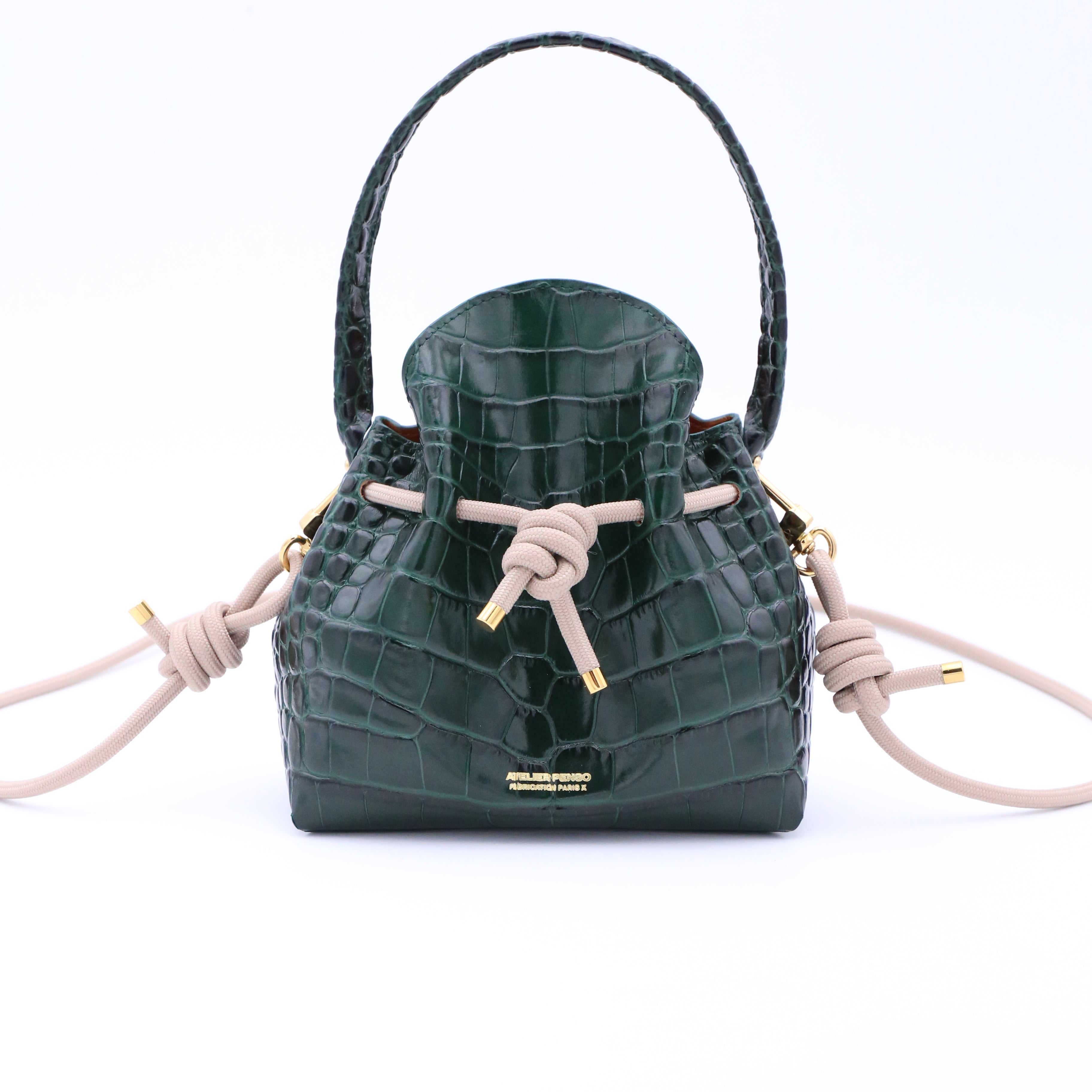 Comment choisir son sac seau en cuir?